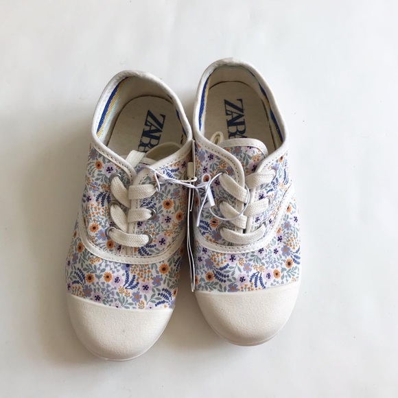 Zara Other - Zara NWT floral print sneakers size 28(11 - toddler)